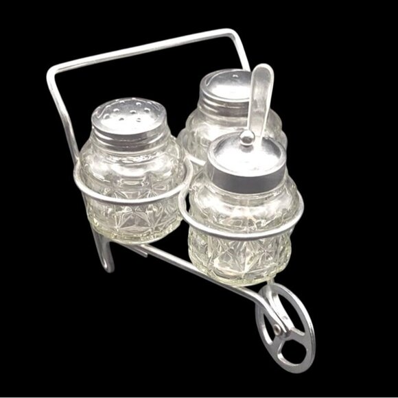 Vintage Condiment Wheelbarrow 3 Clear Cut Glass Containers Shakers & Jam Spoon - Picture 2 of 6